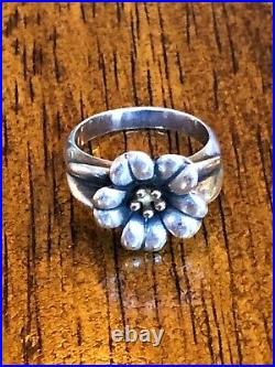 James Avery April flower ring