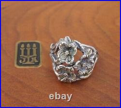 James Avery Dogwood Three Flower Dome Ring Sterling Silver Retired Size 7 RS3422
