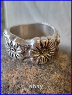 James Avery HEAVY Triple Flower Ring OLDER Piece RARE! Fabulous Ring! Sz 9 James Avery HEAVY Triple Flower Ring OLDER Piece RARE! Fabulous Ring! Sz 9
