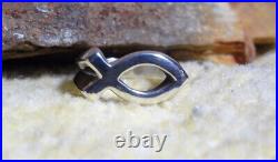 James Avery Retired 925 Sterling Silver Ichthus Fish Ring Size 7.0