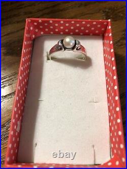 James Avery Retired 925 Sterling Silver Scroll Ring with Cultured Pearl