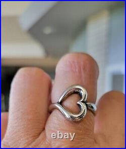 James Avery Retired Heart Ring Size 9 PRETTY! Comes in JA Box