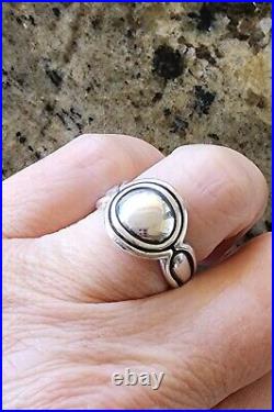 James Avery Retired Oval Signet Ring Can Be Engraved! Size 8.5 NEAT Piece