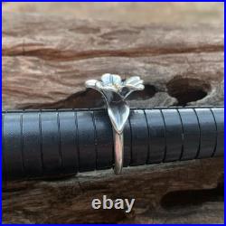 James Avery Retired Ring 18K Gold and Sterling Silver April Flower Ring Size 7.5 James Avery Retired Ring 18K Gold and Sterling Silver April Flower Ring Size 7.5