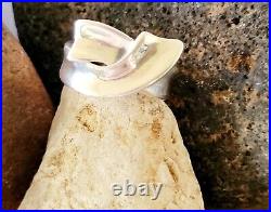 James Avery Retired Size 7 Overlap Ring Sterling Silver Beautiful Piece! Size 7