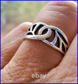 James Avery Retired Sterling Silver Ring Size 6.5 PRETTY