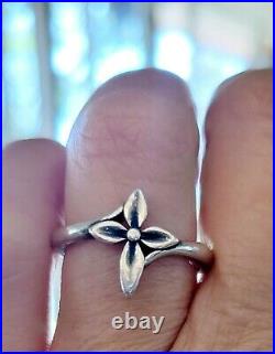 James Avery Size 8.5 Retired Cross Ring SO PRETTY! With JA Box