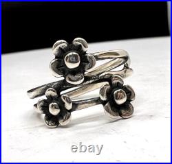 James Avery Sterling Silver Budding Vine Size 7.75 James Avery Sterling Silver Budding Vine Size 7.75