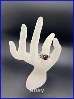James Avery Sterling Silver Garnet Birthstone Hearts and Scrolls Size 9