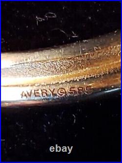 James Avery retired -RARE- True Love knot 14k gold ring. (sz 4.5) RK-291