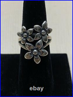 Lovely Retired James Avery Sterling Silver Triple 3 Flower Daisy Ring