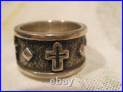 NiCE! WIDE James Avery. 925 sterling silver Cross womens Ring Size 6.5 band