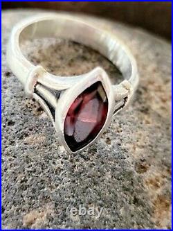 RARE James Avery Garnet Marquise Ring NEAT Piece withOrig. JA Box and Pouch