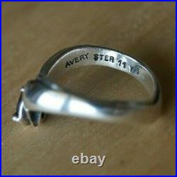 RETIRED James Avery Apogean Garnet Tear Drop Ring Sterling Silver Size 4