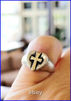 Retired James Avery 14kt Gold Cross Center Heart Ring VINTAGE Neat Piece