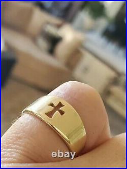 Retired James Avery 14kt Gold Cross Ring with James Avery Box and Pouch