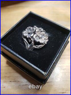 Retired James Avery 3 Flower Dogwood Ring Sterling Silver Size 6