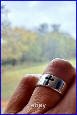Retired James Avery Cross Ring with Orig. JA Box! Good Condition, Neat Piece