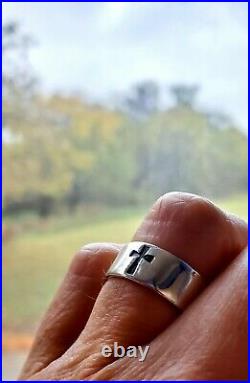 Retired James Avery Cross Ring with Orig. JA Box! Good Condition, Neat Piece