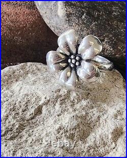 Retired James Avery Flower Ring Sterling Silver Size 8.5