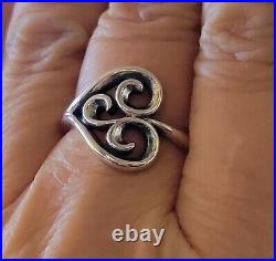 Retired James Avery Heart Ring Sterling Silver Size 8.5 PRETTY! WithJA Box