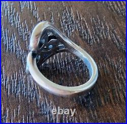 Retired James Avery Heart Scroll Ring Size 6 with JA Box! Neat Piece