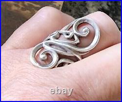 Retired James Avery Long Swirl Ring Size 7