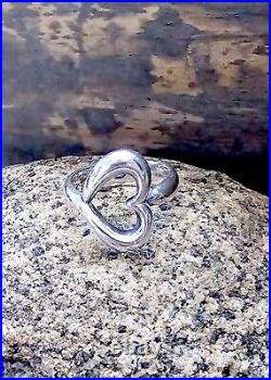 Retired James Avery Open Center Heart Ring Size 6.5