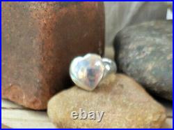 Retired James Avery Solid Sterling Silver Heart Ring Older Piece, Neat! Sz 6.5