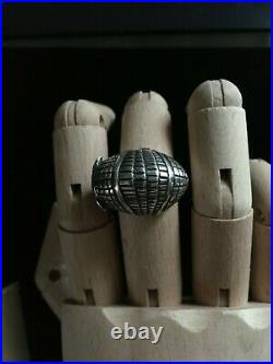 Retired James Avery Sterling Armadillo Ring Size 7 with Avery box, pouch, insert