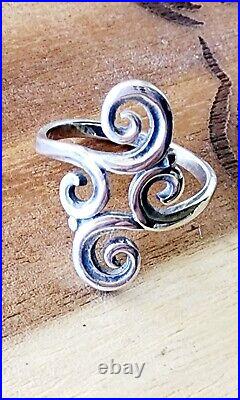 Retired James Avery Sterling Silver Scroll Ring Size 9 NEAT Piece