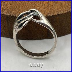 Vintage retired James Avery sterling 3D clasping hands ring 5